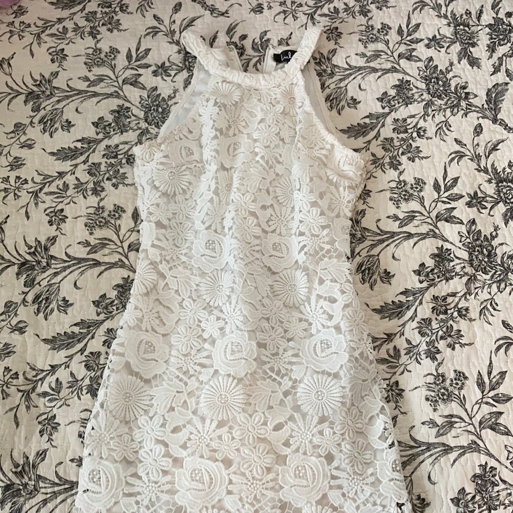 White dress, worn a few times but great condition